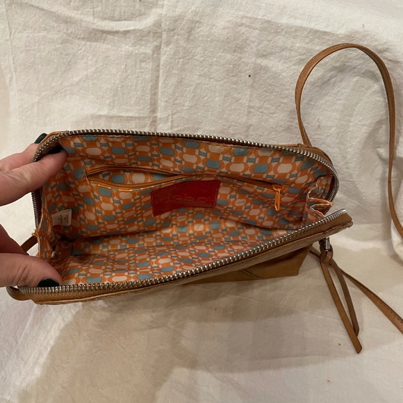 Purse - Picture 2 of 3